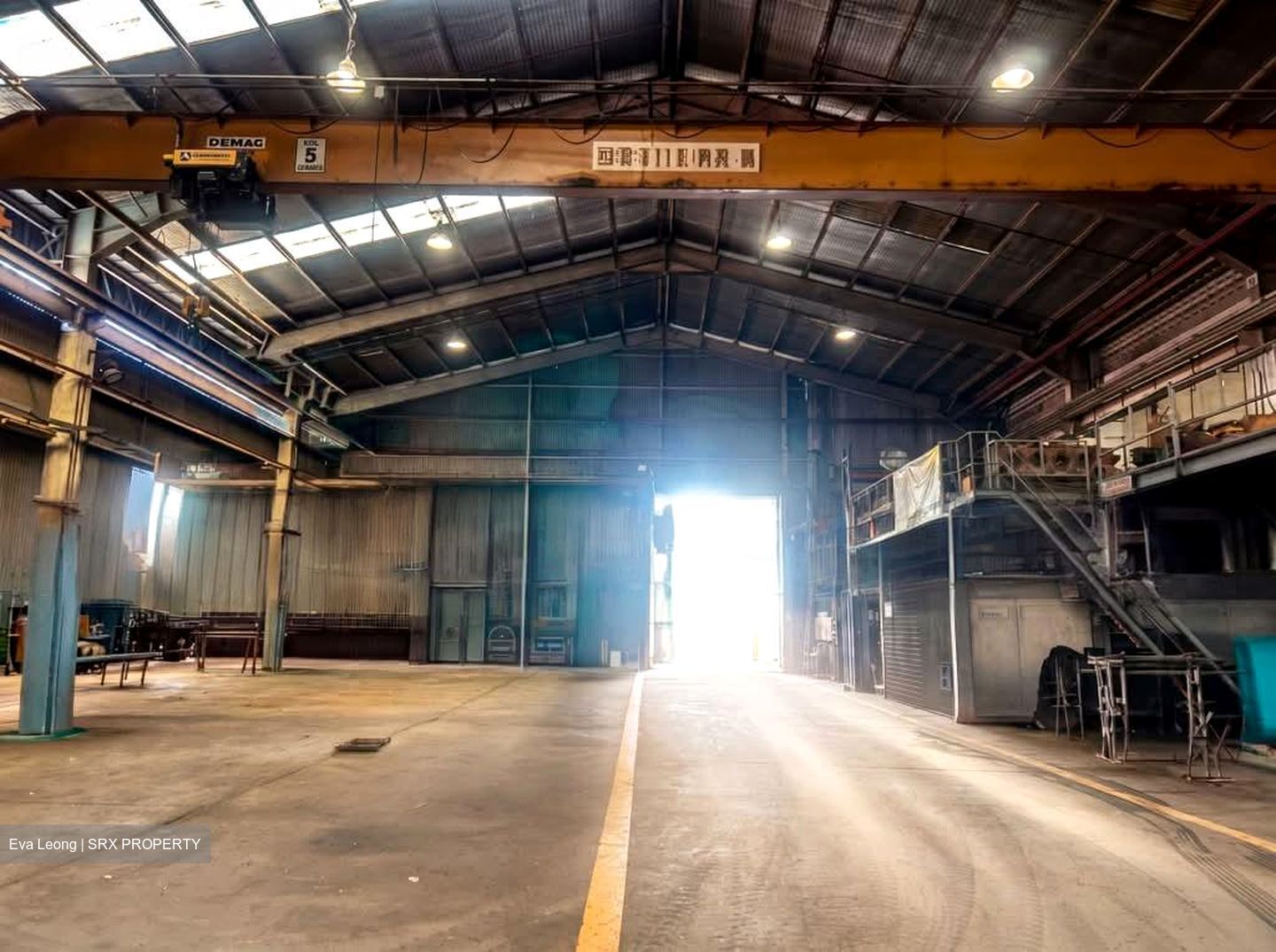 Pioneer Road North (D22), Factory #580196281